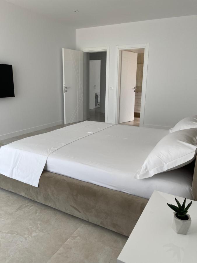 Sara House Apartament Wlora
