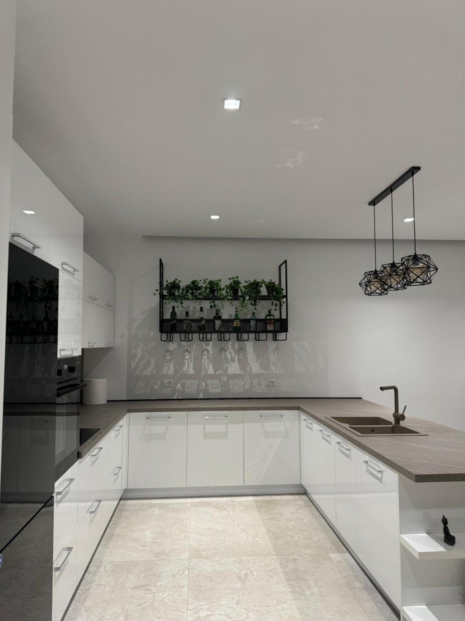Sara House *